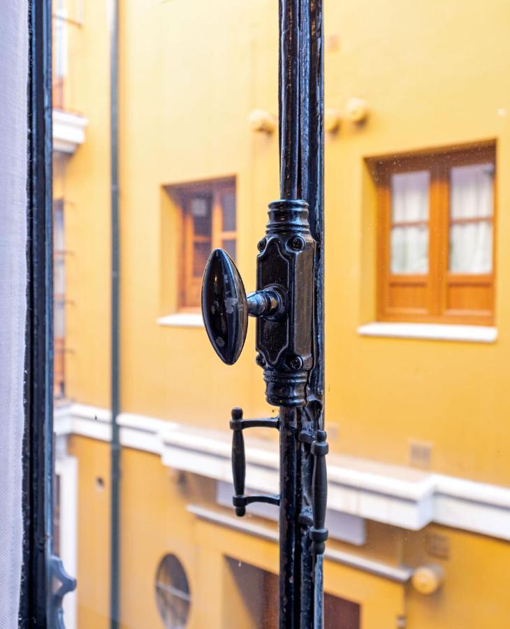 Ohliving Cathedral Apartman Sevilla Kültér fotó