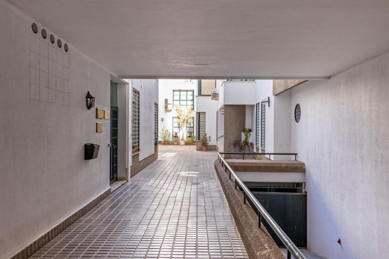 Ohliving Cathedral Apartman Sevilla Kültér fotó